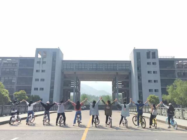 5e26611.jpg 5e26611.jpg